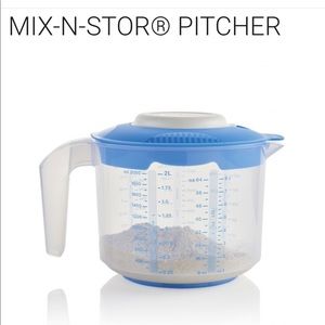 Mix-n-store pitcher & all-in-1-mate